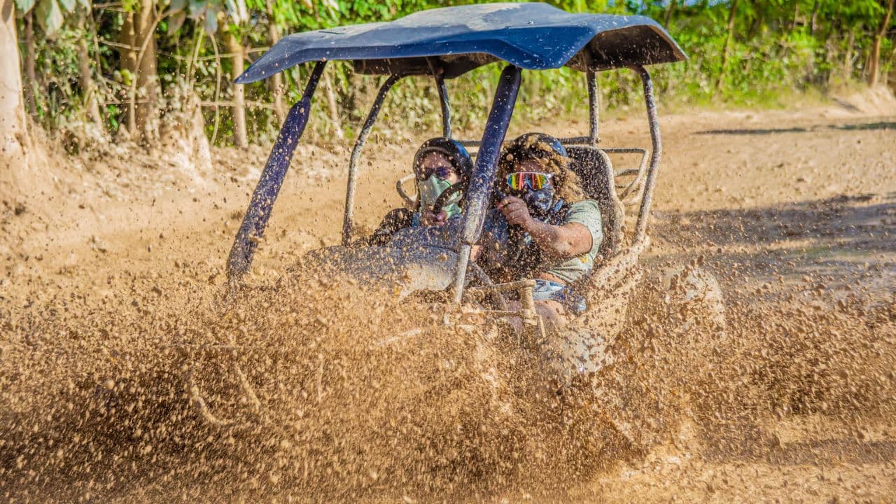 Punta Cana: Buggy Exploration Tour s hotelovým vyzvednutím — Guided tour and outdoor activity