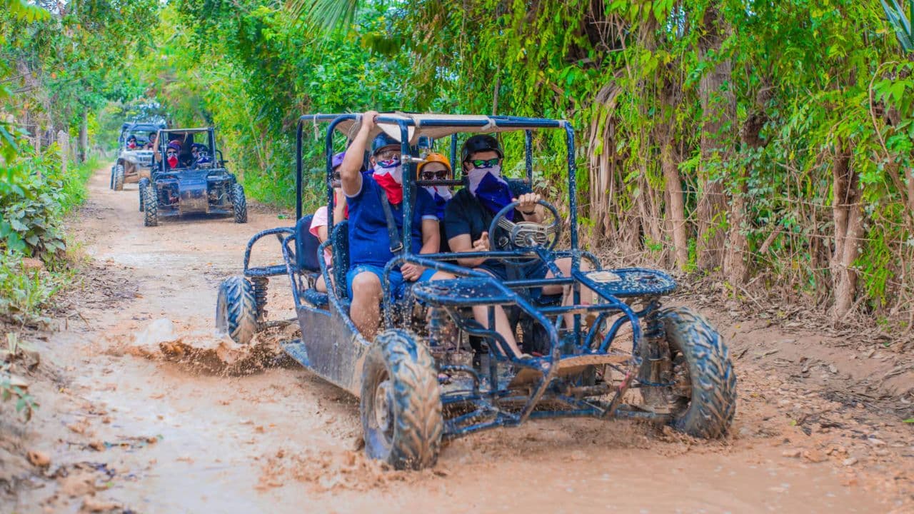 Punta Cana: Extremes ATV-Abenteuer zu Pferd und fantastische Cenote — Guided tour and outdoor activity