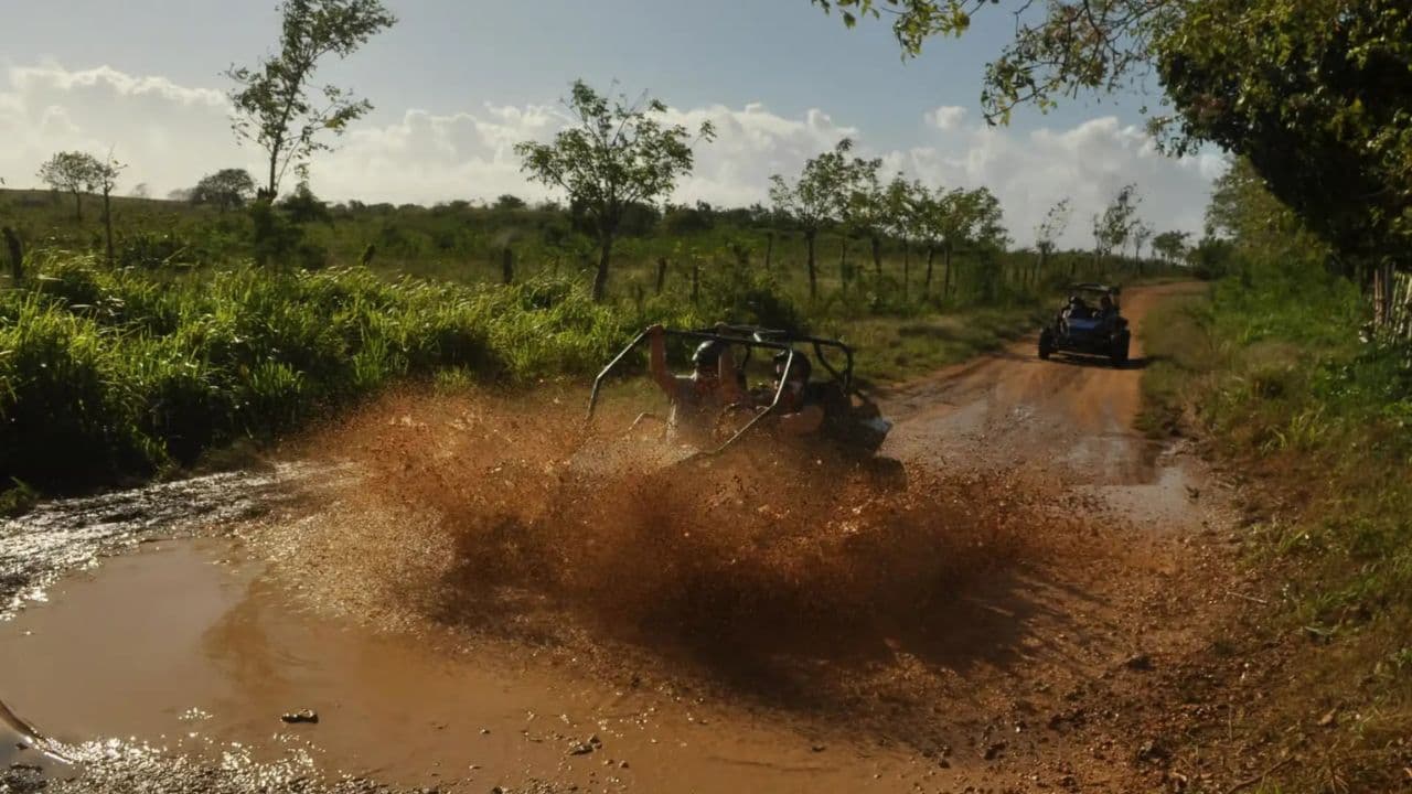 Bayahibe Buggies Adventure between Jungle, Caves and Beaches — Guided tour and outdoor activity