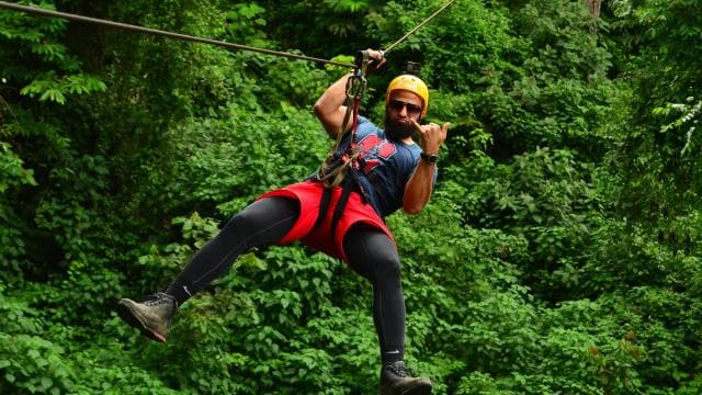 La Fortuna: Canopy + Lunch + Tubing and Hot Springs — Guided tour and outdoor activity