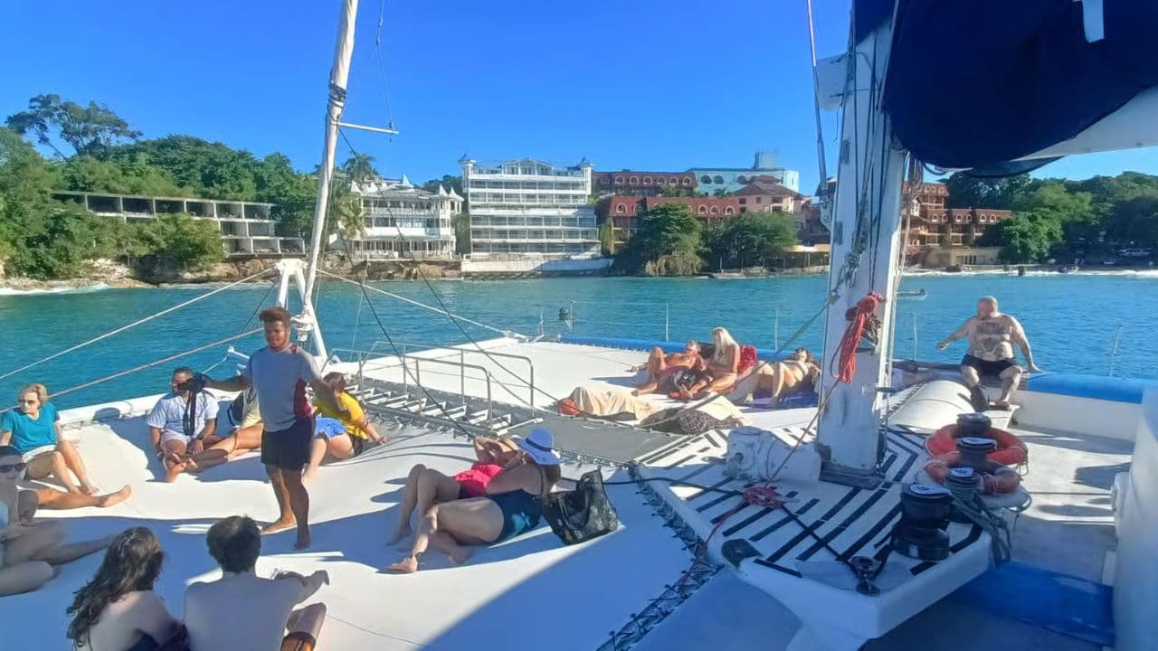 Kaffee, Kakao, Rum und Espadrilles in Puerto Plata — Guided tour and outdoor activity
