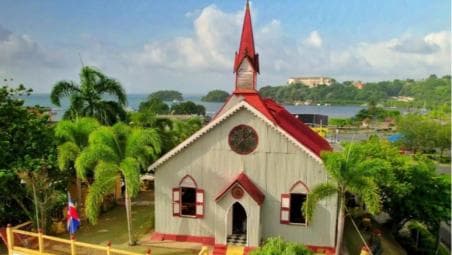 Samaná: City Tour + Los Haitises & Cayo Levantado Island — Guided tour and outdoor activity