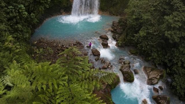La Fortuna: Blue Falls Guided Trip — Guided tour and outdoor activity