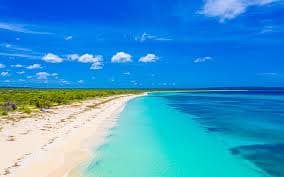 Bahía de las Águilas – Private Tour vom Kreuzfahrthafen in Cabo Rojo — Guided tour and outdoor activity