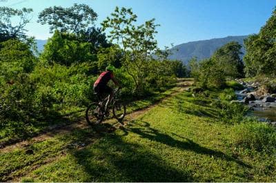 Jarabacoa: Mountain Bike Adventure  — Guided tour and outdoor activity