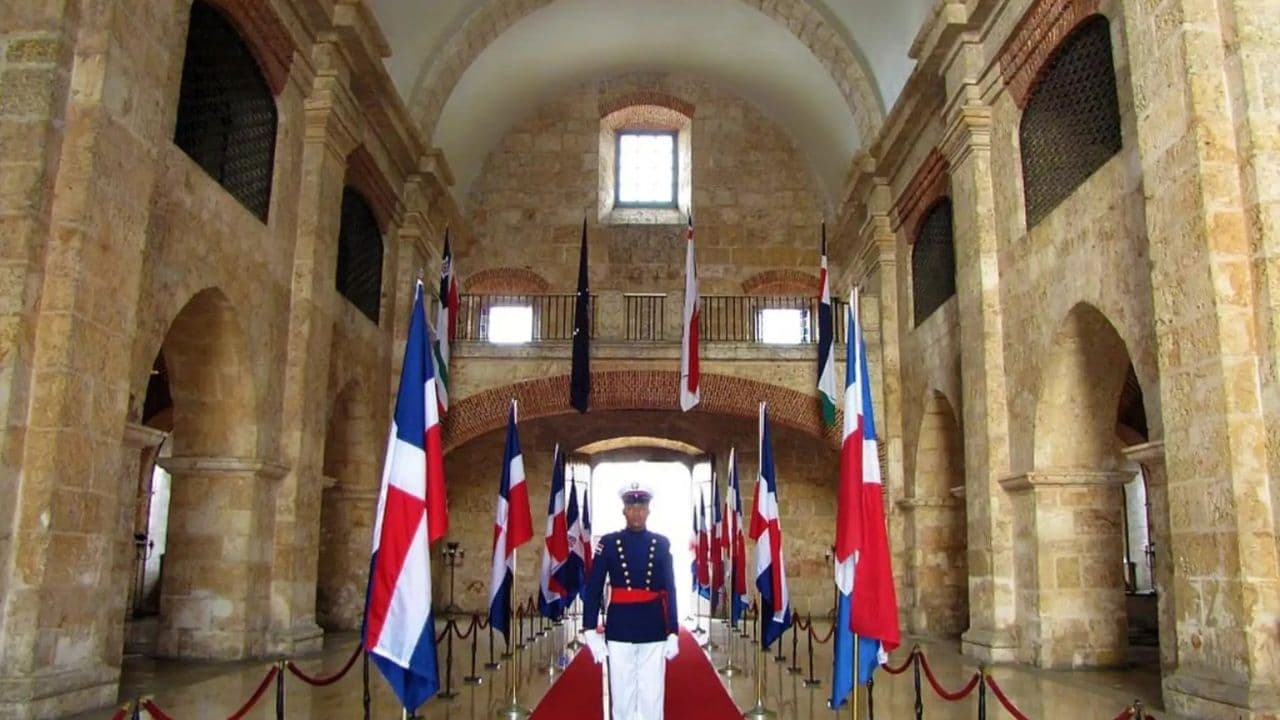 Santo Domingo City -"Patrimonio colonial"- Full Day Tour — Guided tour and outdoor activity