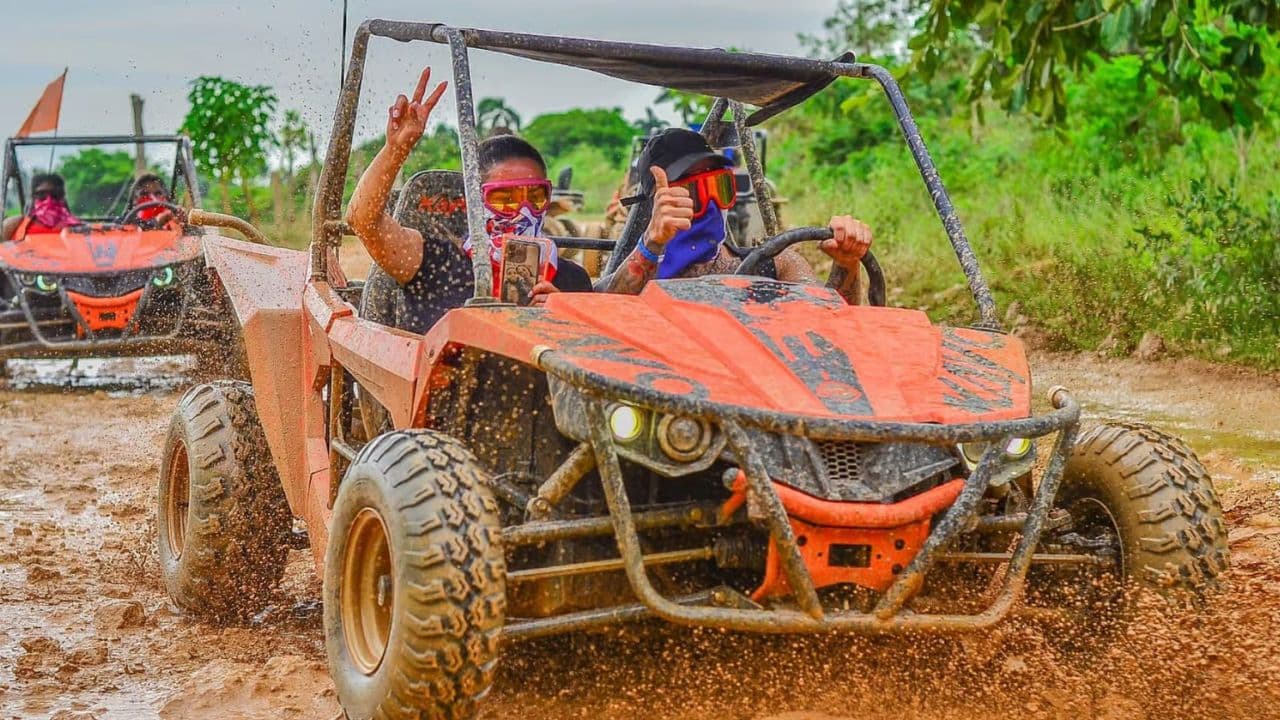 Asombrosa actividad en buggy por la playa de macao y cueva	 — Guided tour and outdoor activity