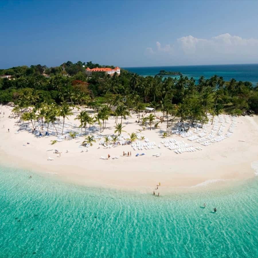 Samana Adventure: Cayo Levantado & El Limón Waterfall combo — Guided tour and outdoor activity