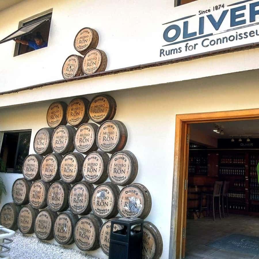 Punta Cana: Shopping Tour In Don Lucas Cigar Factory — Guided tour and outdoor activity