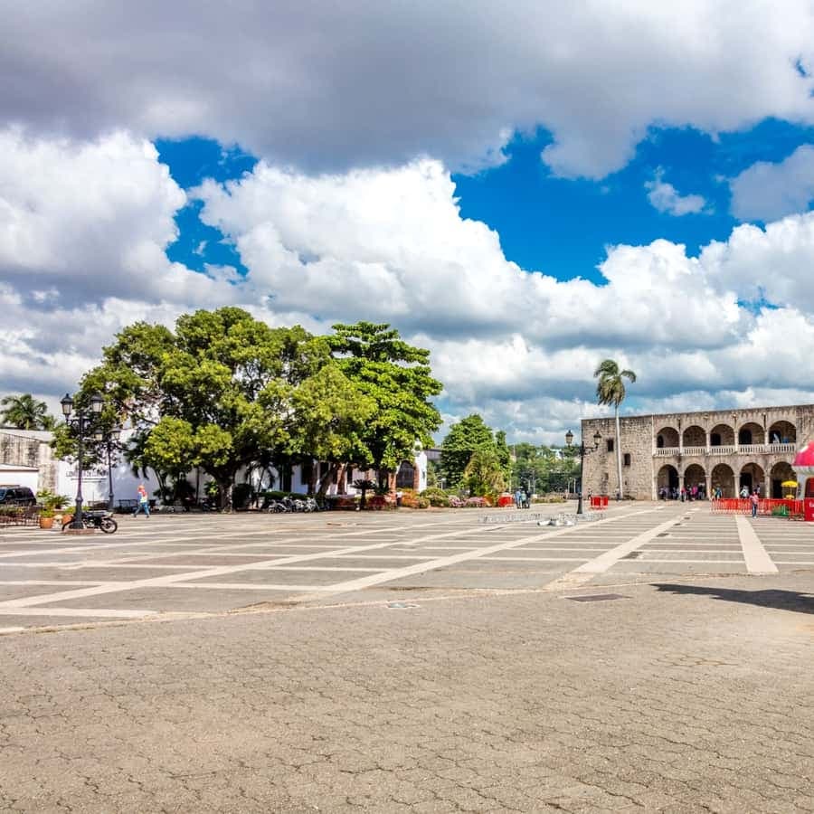 From Bávaro or Punta Cana: Santo Domingo Highlights Tour — Guided tour and outdoor activity