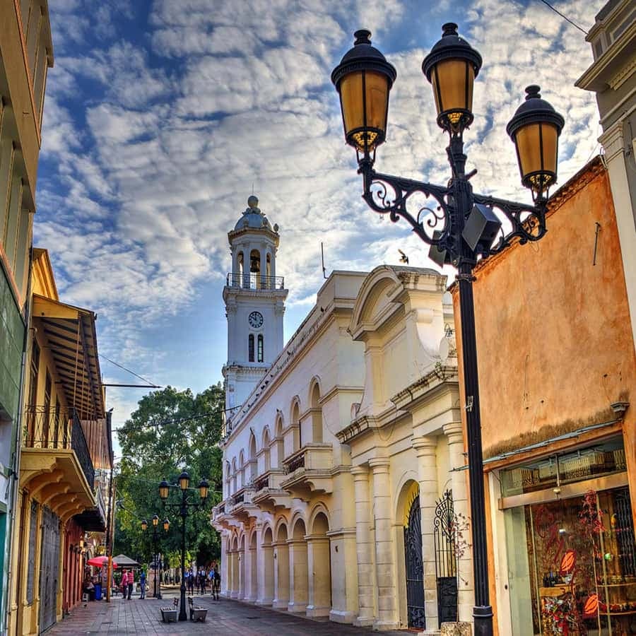 Santo Domingo: City Tour with Los Tres Ojos and Lighthouse — Guided tour and outdoor activity