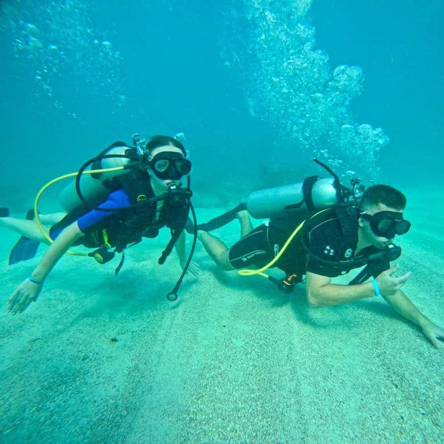 Bávaro: Scuba Diving Experience for Beginners — Guided tour and outdoor activity
