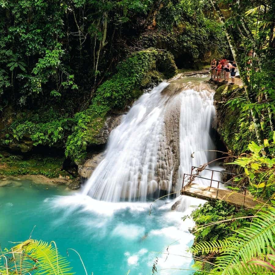Ochos Rios: Full Day Dunn's River and Blue Hole with Lunch â Guided tour and outdoor activity