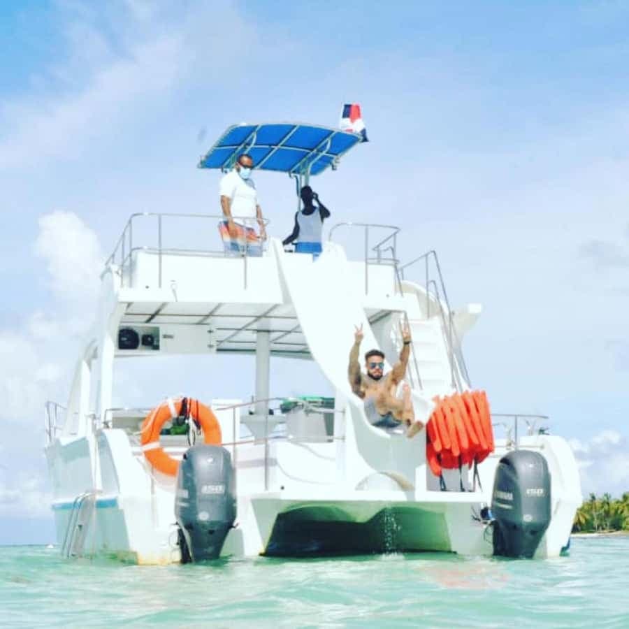 Punta Cana Party Boat with Open Bar & Snorkeling Only Adults — Guided tour and outdoor activity