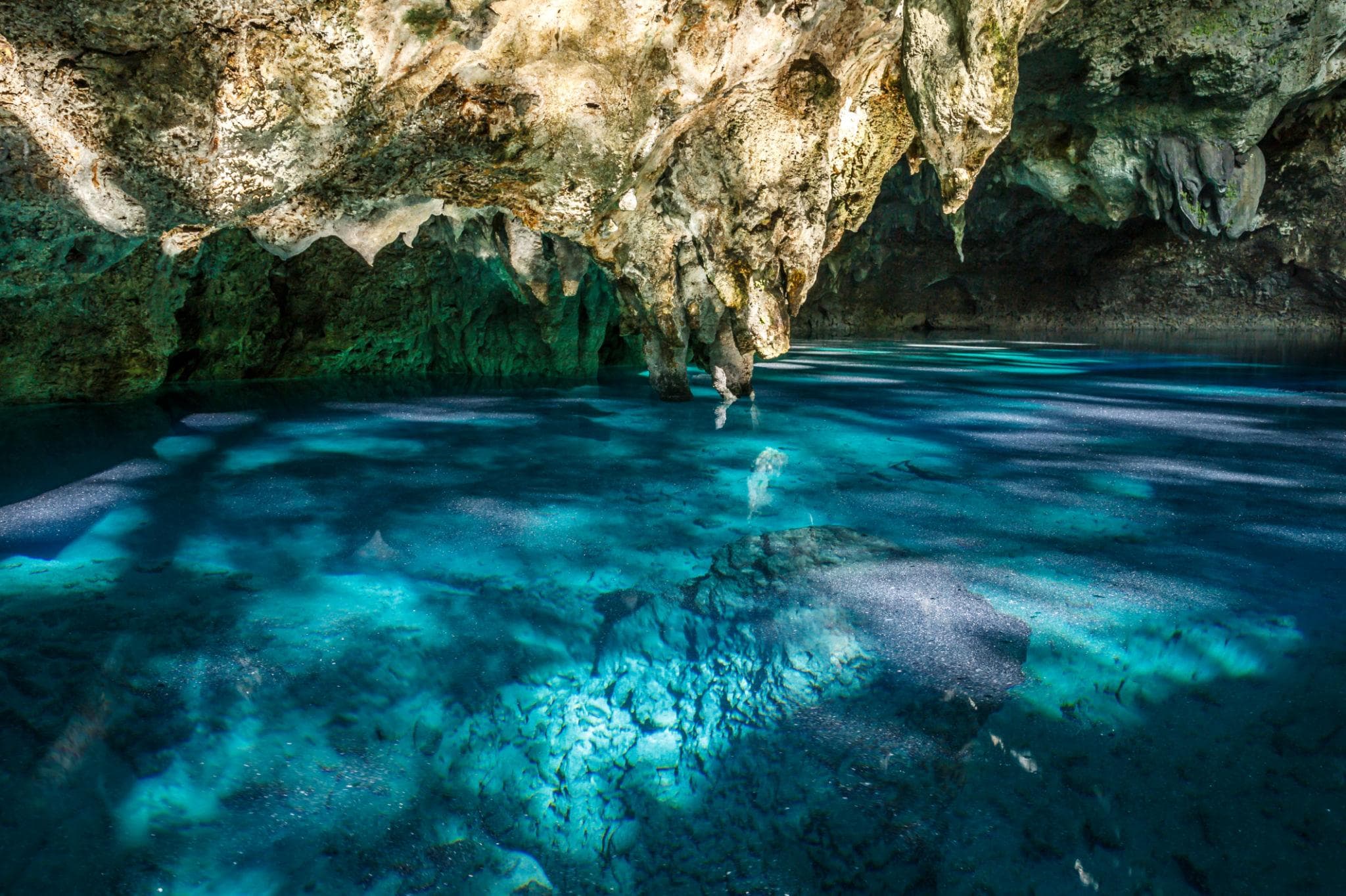 Los Tres Ojos Entrance Tour with Local Guide – Santo Domingo — Guided tour and outdoor activity