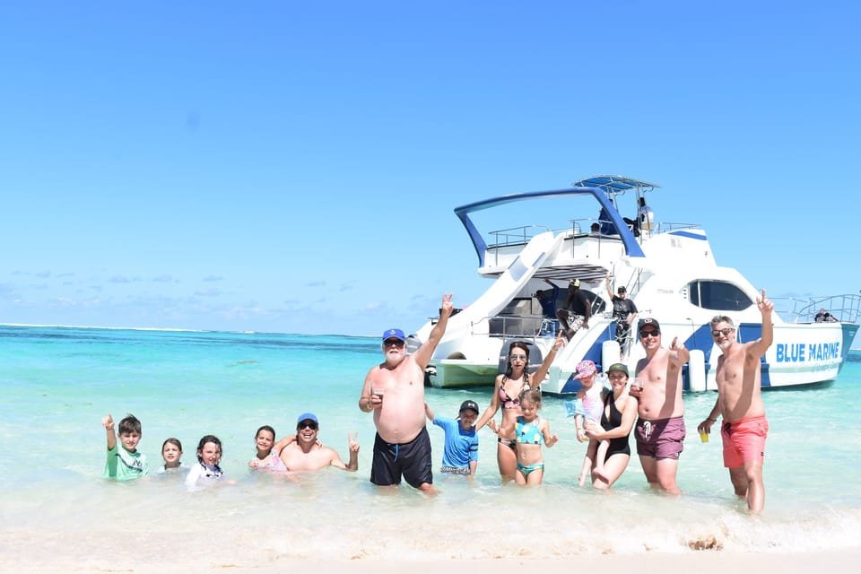 Punta Cana: Private VIP Catamaran Party Cruise and Snorkel - Bild 2