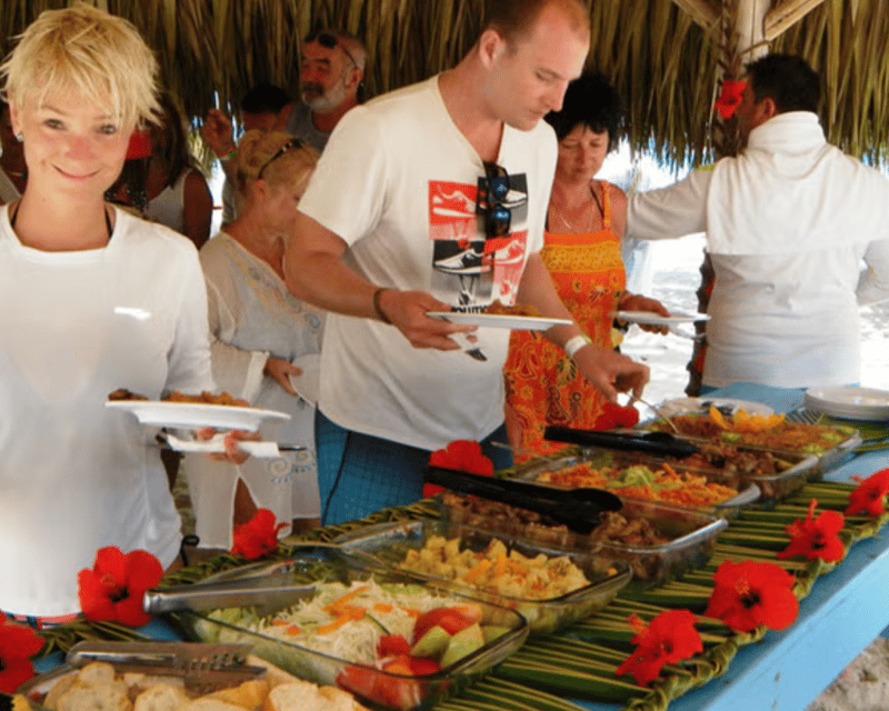 Punta Cana: Catamaran Boat to Saona Island with Buffet Lunch - Immagine 4
