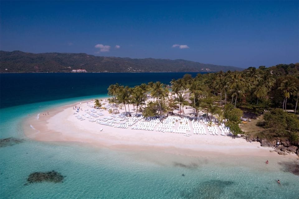 Von Punta Canta aus: Walbeobachtungstour mit Cayo Levantado