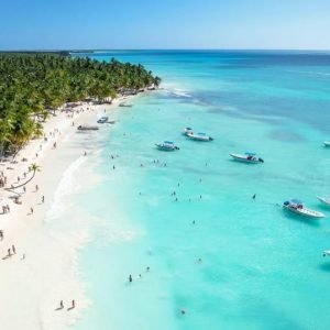 Von Punta Cana: Tagesausflug zur Insel Saona mit Mittagsbuffet