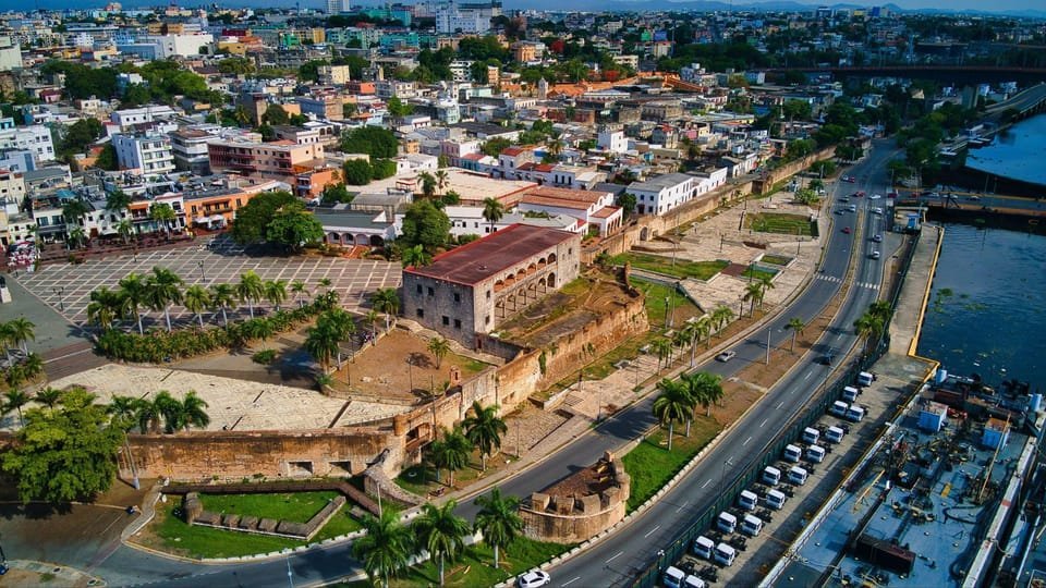 Koloniální Santo Domingo a skryté přírodní krásy Prohlídka města