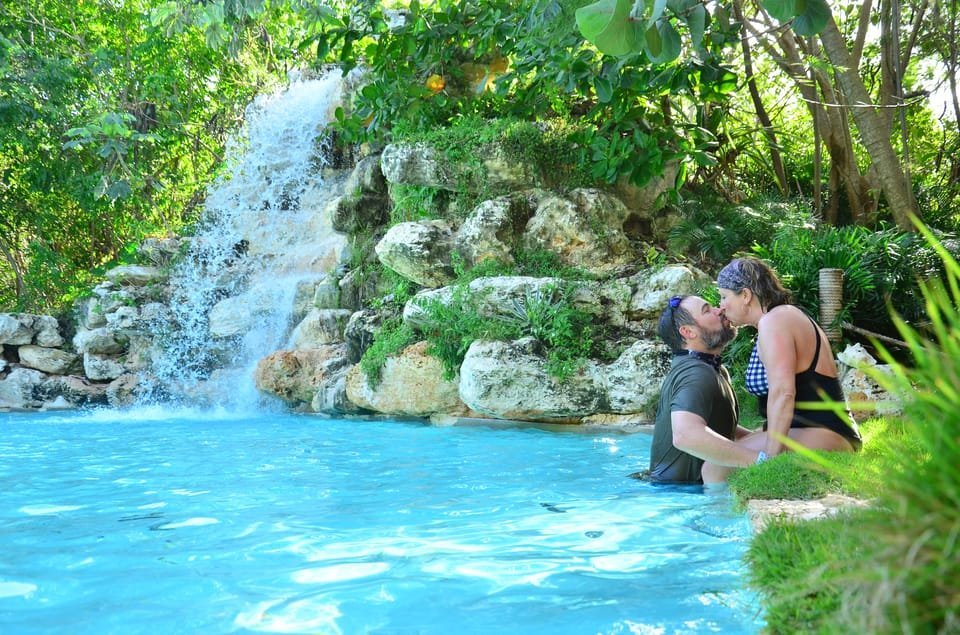 Punta Cana: Blue Lagoon Cenote, Waterfall Pool, & River Tour - Obrázek 8