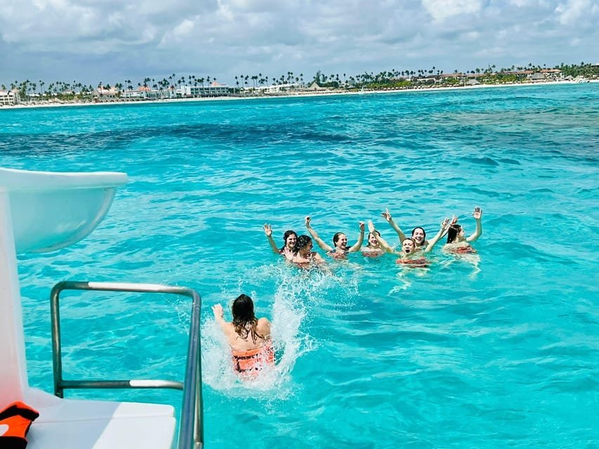 Exclusive Party Yacht Snorkeling, Natural Pool Book Now - Bild 11