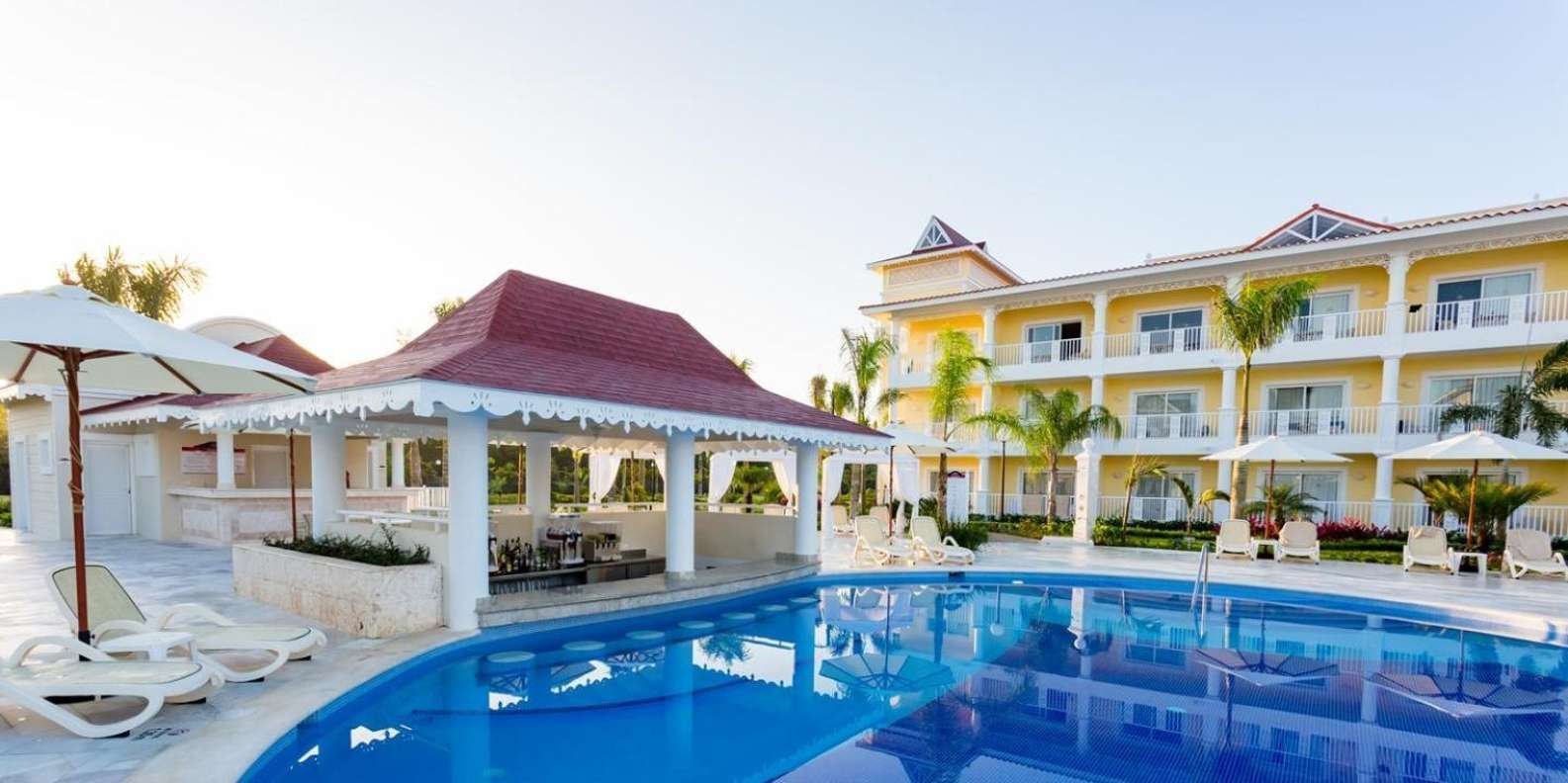 Private Transfer Punta Cana Airport to Bahia P. Bouganville
